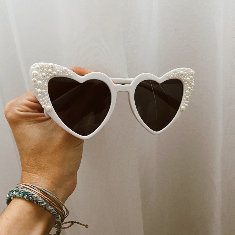 Pearl Bride Heart Sunglasses